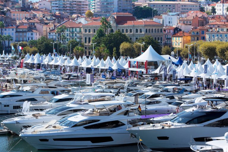 Cannes Yachting Festival overview of exhibited yachts