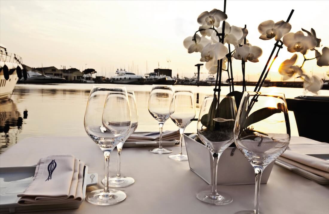 Read more about the article Cuisine of the Sun : Provencal Delicacies to Try On Your Gourmet French Riviera Yacht Charter