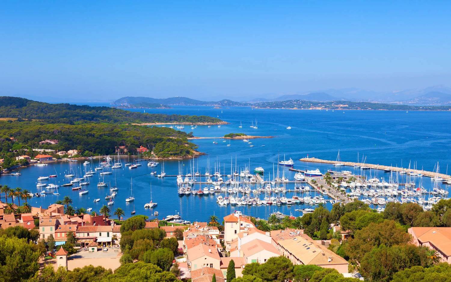 Read more about the article Porquerolles Yacht Charter