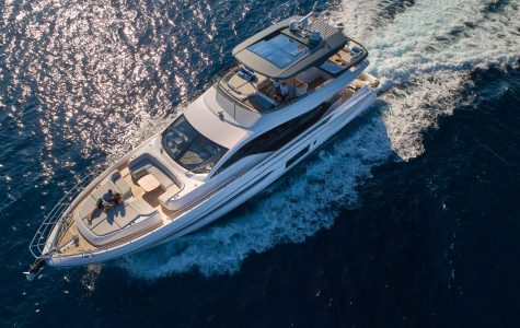 Azimut 78 VIVA aerial photo of yacht on the move