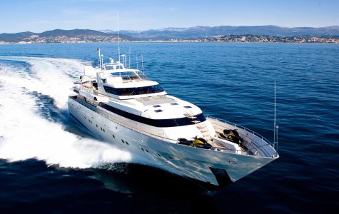 SUNLINER X yacht charter cruise